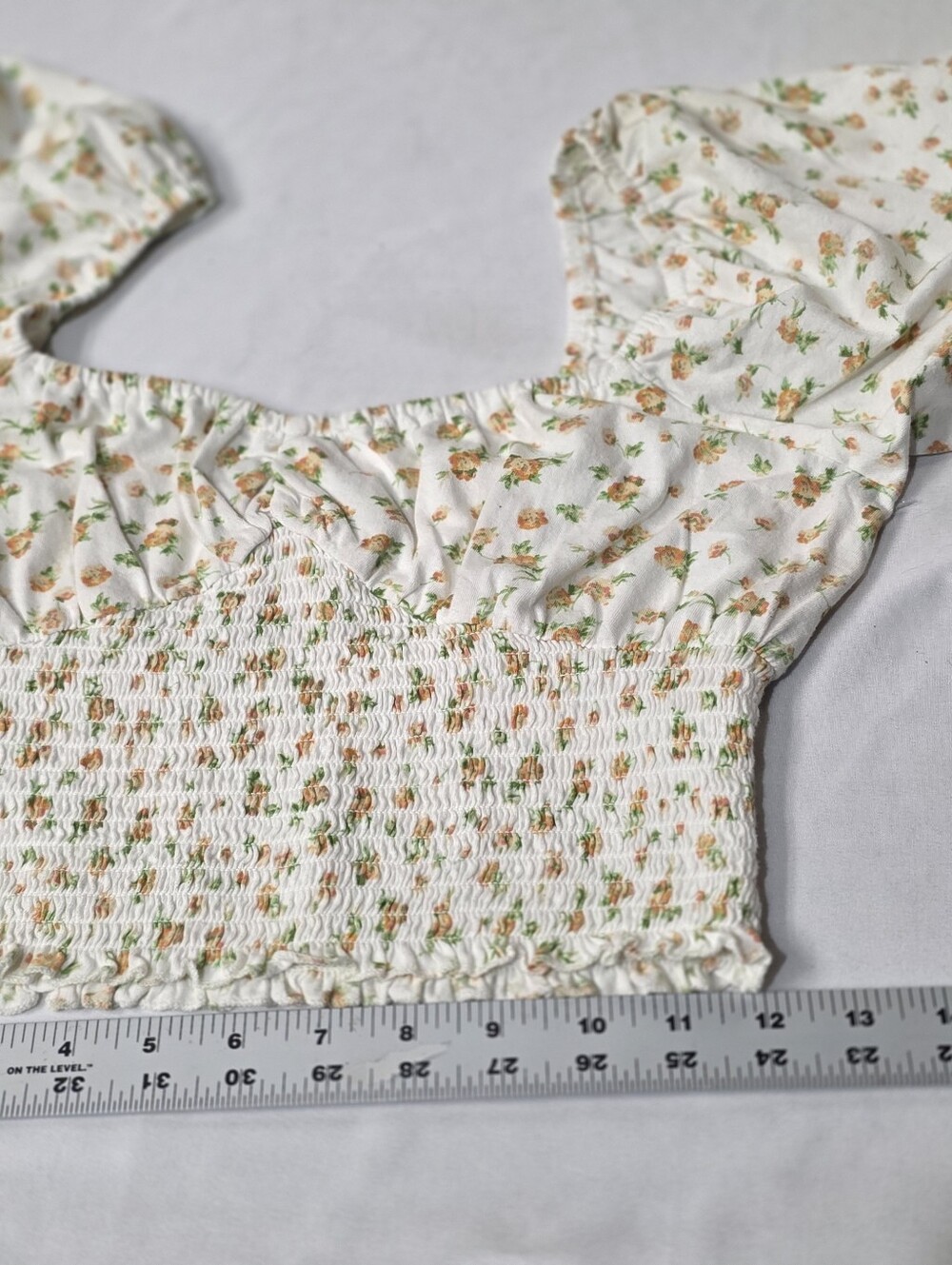 Billabong Get Along 100% Cotton Floral Smocked Puff-Sleeve Crop Top Size Large - Picture 8 of 11